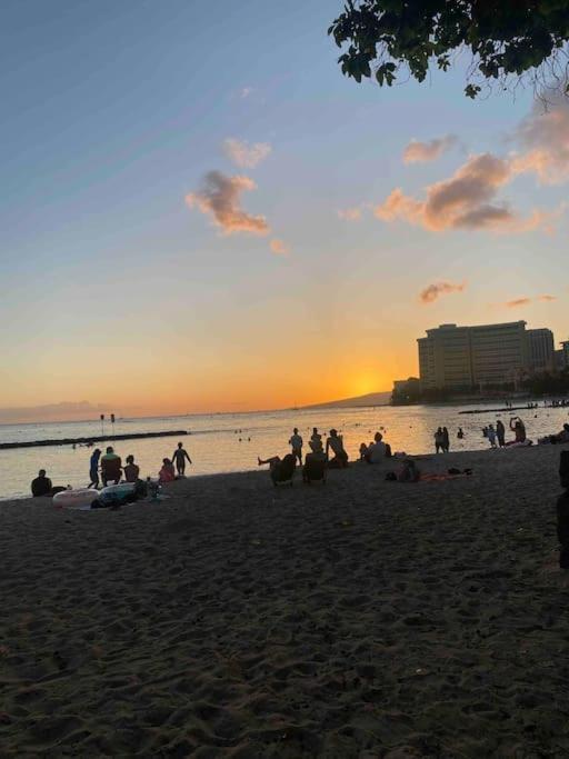 Seashore Waikiki Studio 1 Block From A Beach No Resort Fees Honolulu Luaran gambar
