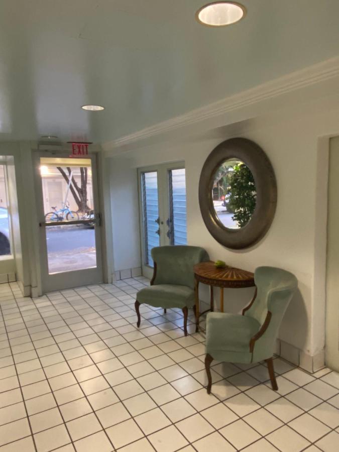 Seashore Waikiki Studio 1 Block From A Beach No Resort Fees Honolulu Luaran gambar